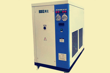 水冷箱式冷水機(jī)和螺桿式機(jī)組有何不同？